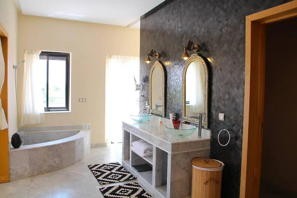 Dar Lalla Mhalla Villa 975M2 5Ch - Rt De Fes Marrakesh Morocco