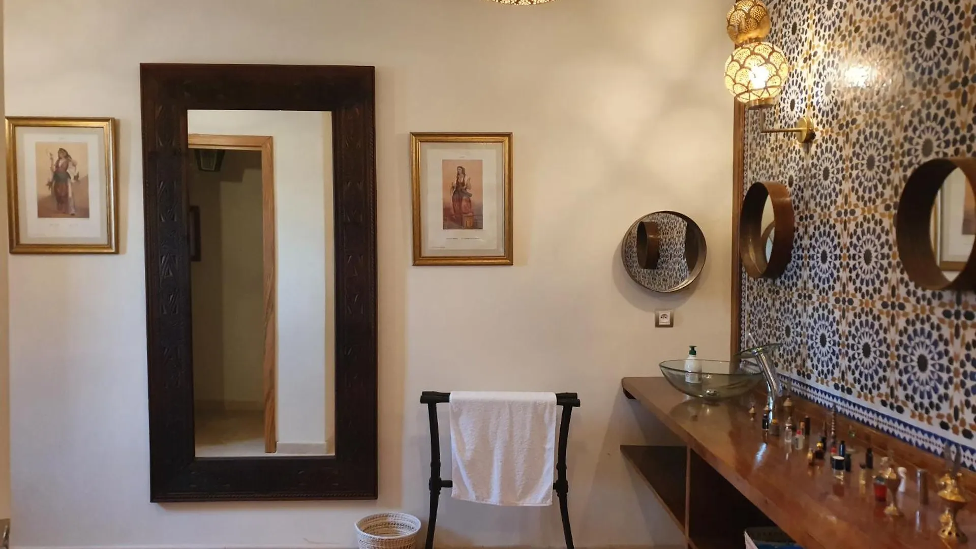 Dar Lalla Mhalla Villa 975M2 5Ch - Rt De Fes Marrakesh
